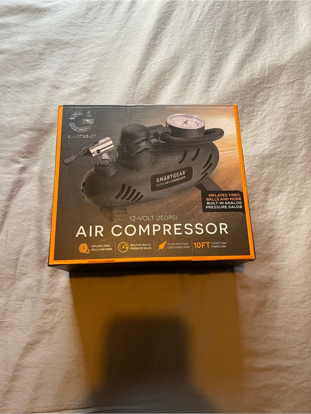 Black 12-Volt 25 PSI Air Compressor